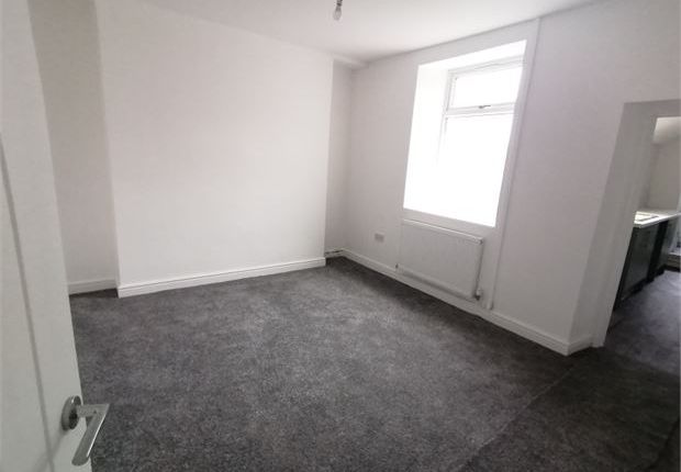 44, Gwendoline Street, Treherbert photo 3