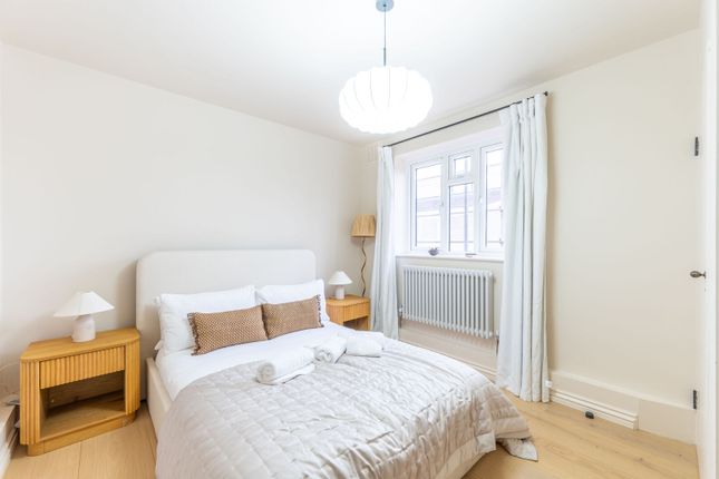 Walmer Road, Notting Hill photo 4