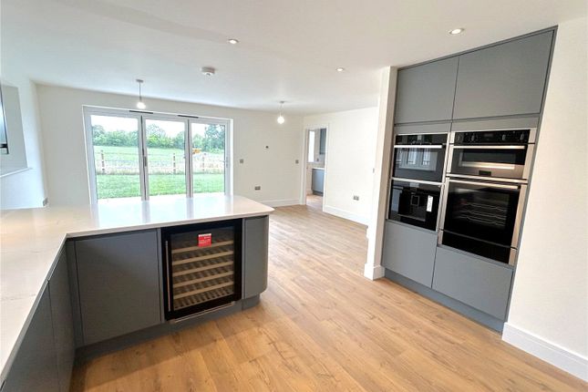 7A Manor Park Keinton Mandeville,, 7A Manor Park, Somerton, Somerton photo 3