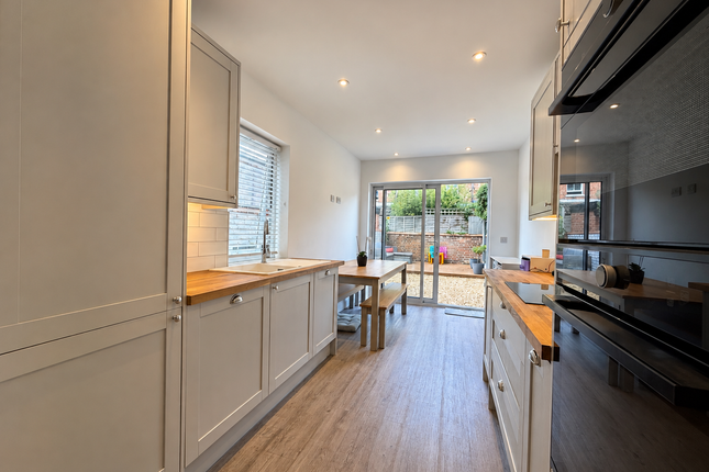 8, George Street, Bedford photo 3