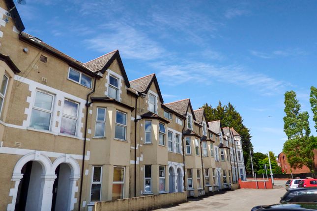 Flat to rent in Ely Road, Cardiff