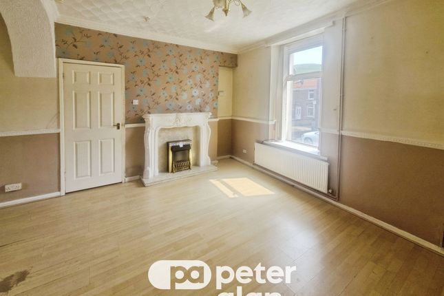 76a, High Street, Maesteg photo 4