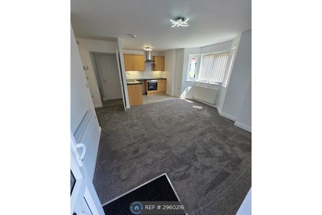 Flat, Gainsborough Court Stewart St, Crewe photo 3