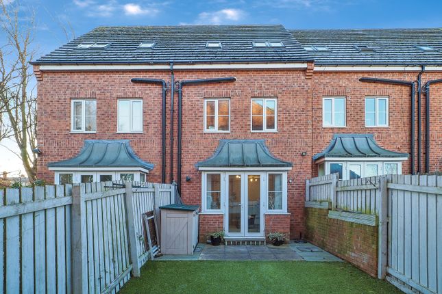 Town house for sale in Bracken Hill View, Wakefield