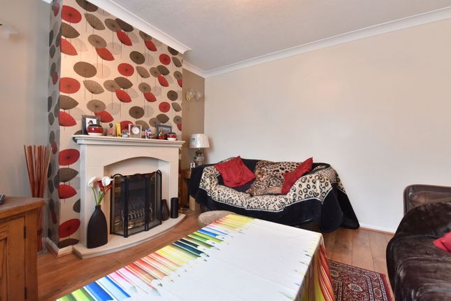 58, Ridge Road, Kingswinford photo 3