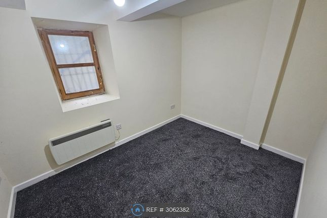 Stamford St, Stalybridge photo 4