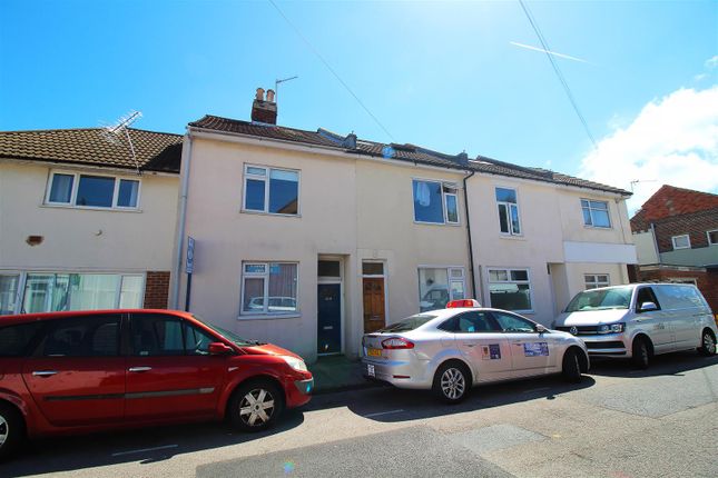 Thumbnail Room to rent in Fawcett Road, Southsea