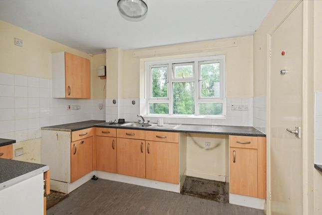 Flat 42, Hunters Hill, Reading photo 4