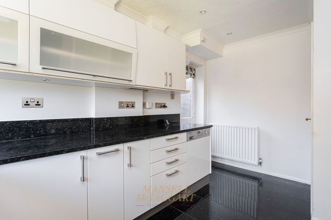 33 Windmill Way, Reigate photo 4