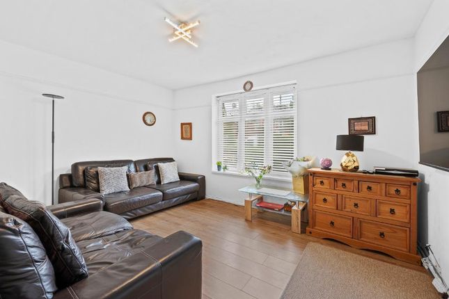 20, Bushey Road, London photo 2