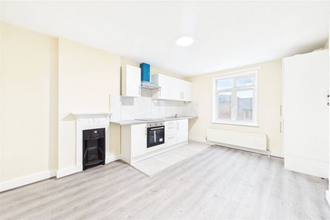 MARKETING CARD Flat 7,, Newbury House, Newbury photo 2