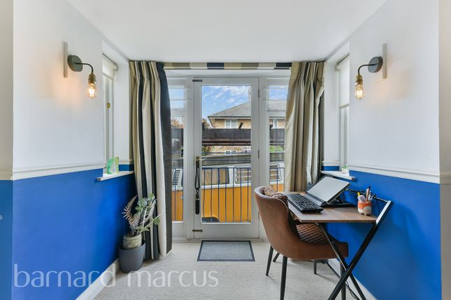 Flat for sale in Berisford Mews, London