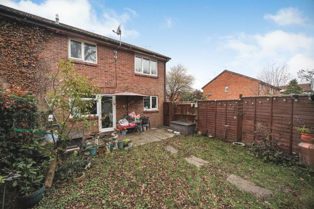Property for sale in Springfield Road, Luton