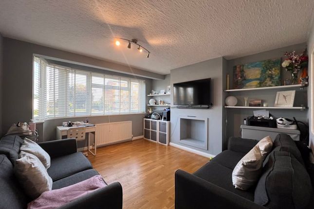 Flat for sale in Canons Court, Stonegrove, Edgware