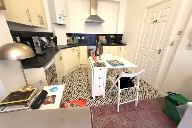 2 Bedroom Flat in BS1 2HR