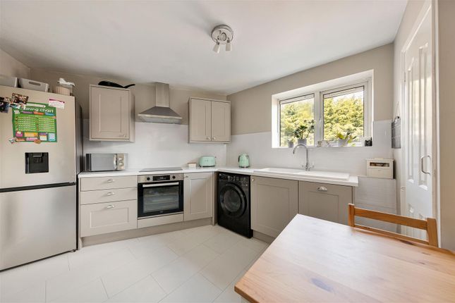 Flat for sale in Wallers Close, Woodford Green