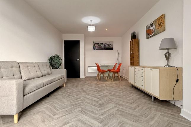 Apartment 79, Anchor Point, 323 Bramall Lane, Sheffield photo 5