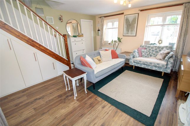 33, Thornhill Drive, Wiltshire photo 3