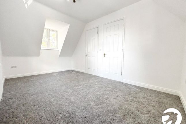 21, Abbey Drive, Dartford photo 3