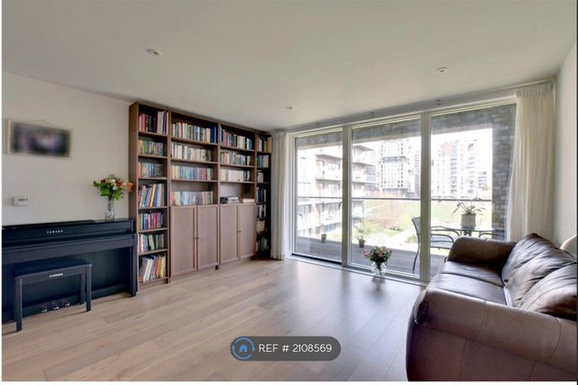 Flat, Merlin Court Handley Drive, London photo 4