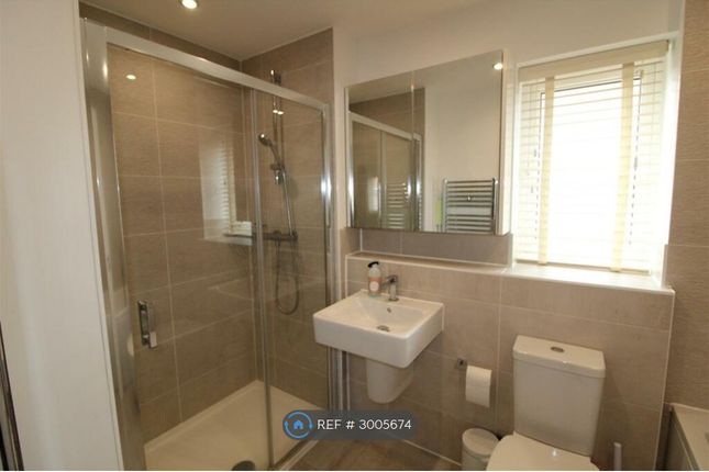 Wintergreen Close, Wintergreen Close, Didcot photo 4