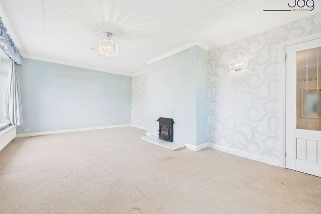17 Haverbreaks Place, Lancaster photo 3