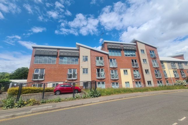 Thumbnail Flat to rent in Drapers Fields, Coventry