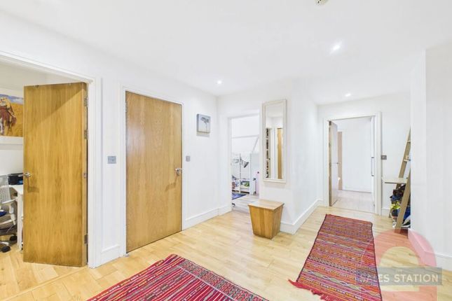 Apartment 21 Courtlands, Hayes Road, Penarth photo 4