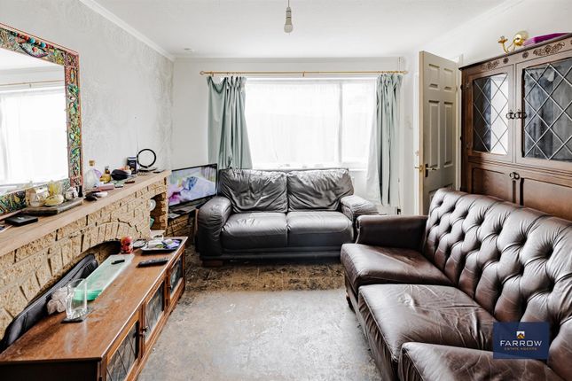 8, Blair Walk, Immingham photo 4