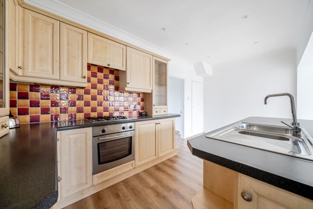 50, Dynes Road, Sevenoaks photo 5