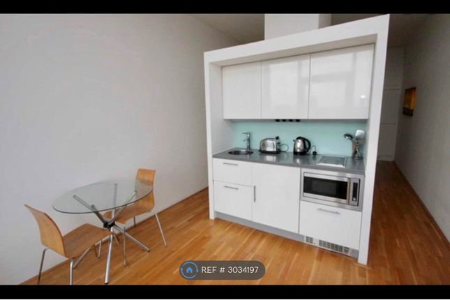 Abito Apartments, Clippers Quay, Salford photo 2