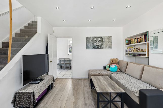 23, Paulhan Road, Harrow photo 3