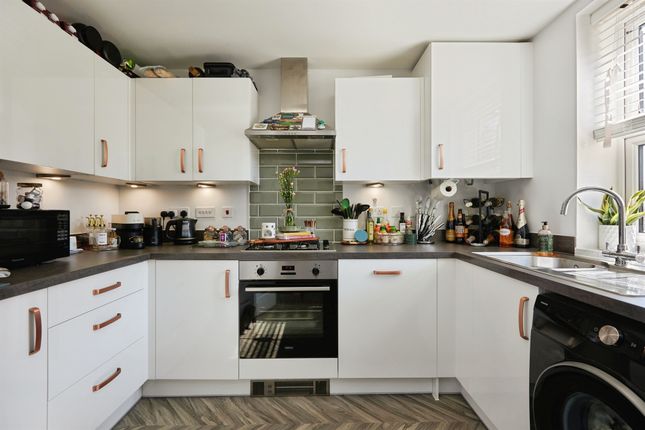 13, Wild Iris Avenue, Shaftesbury photo 4