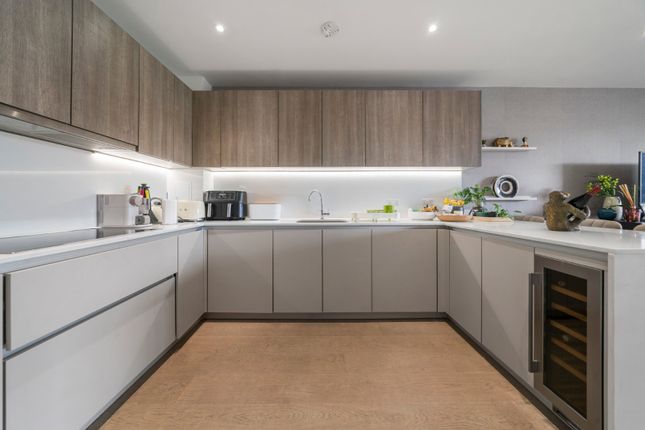 16, 5-7 The Avenue, London photo 3