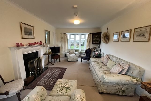 Kimberley Villa, Talley Road, Llandeilo photo 2