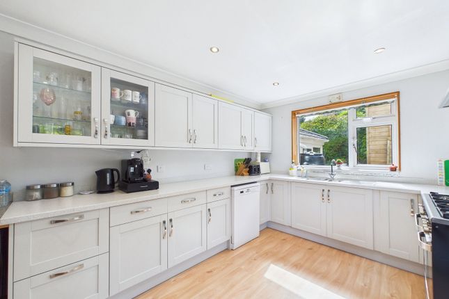 1, Hilly Gardens Road, Torquay photo 2