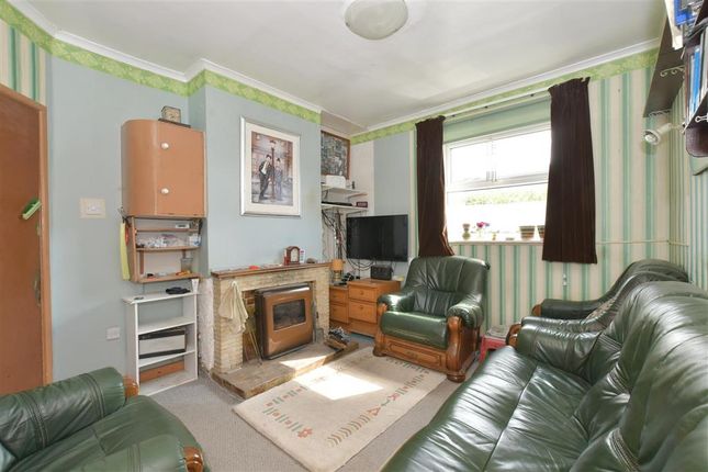 Detached bungalow for sale in Green Lane, Clanfield, Waterlooville, Hampshire