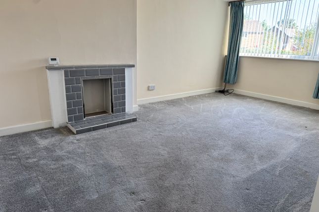 Earlswood Drive, Nottingham photo 4