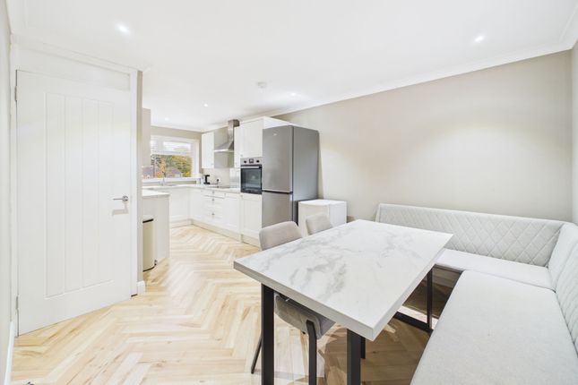 20 Tarbert Court, Hamilton photo 4