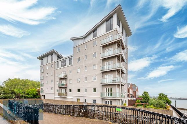 Flat for sale in The Reflection, Woolwich Manor Way