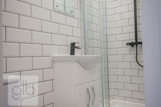 Room 5 73, Vine Street, Coventry photo 5