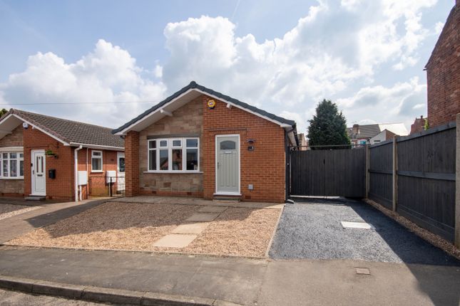 Detached bungalow to rent in Wesley Street, Ilkeston, Derbyshire