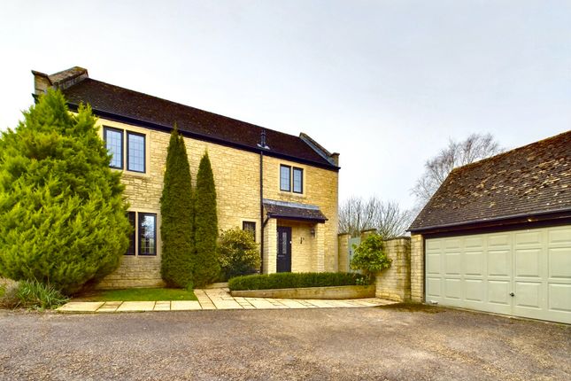 Detached house to rent in Sinnels Field, Shipton-Under-Wychwood, Chipping Norton OX7