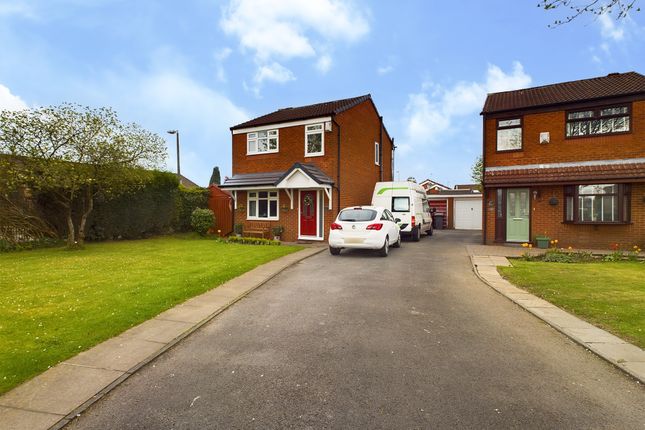 Thumbnail Detached house for sale in Sandbrook Way, Denton, Manchester