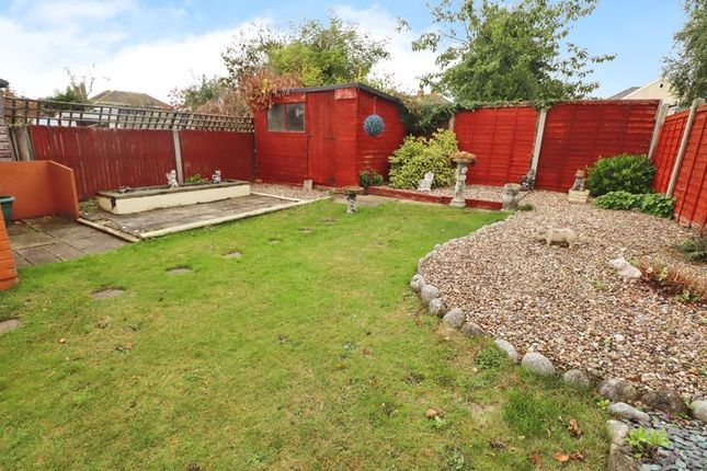 9, Elizabeth Way, Colchester photo 3