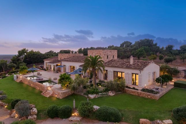 Country house for sale in Country Villa, Santanyi, Mallorca, 07650