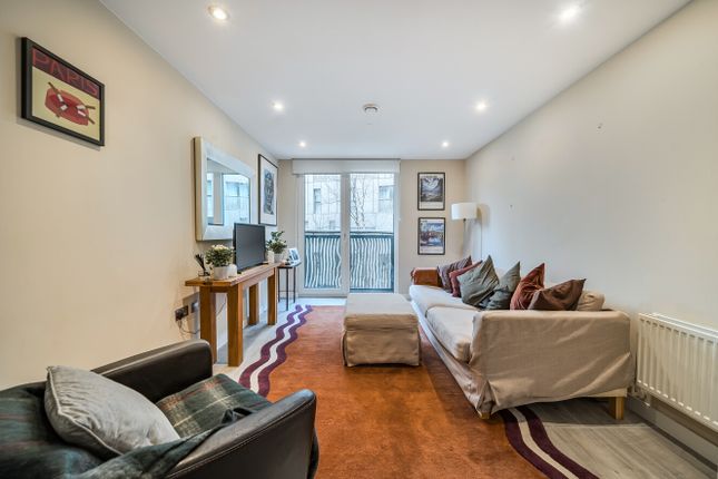 Flat Fifty Five, Woods House, London photo 3