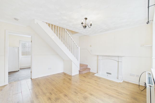 27, Lindley Wood Grove, York photo 2