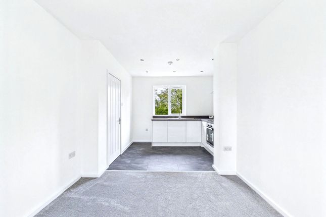 2, Whinney Place, Consett photo 3
