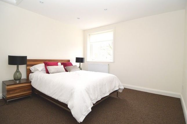 Maisonette to rent in Finchley Road, St. Johns Wood